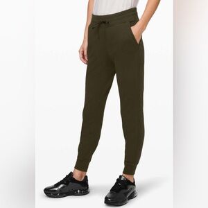 Lululemon Warm Down Jogger II 28"